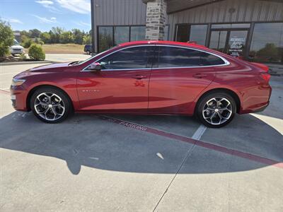2024 Chevrolet Malibu LT   - Photo 2 - Paris, TX 75460