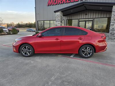 2024 Kia Forte LXS   - Photo 2 - Paris, TX 75460