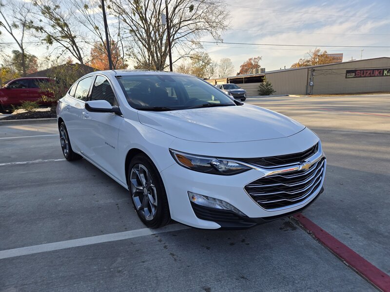 2024 Chevrolet Malibu 1LT photo 6