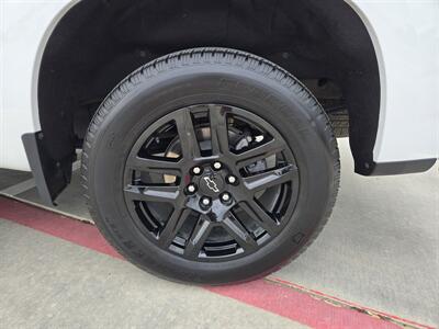 2023 Chevrolet Silverado 1500 RST   - Photo 8 - Paris, TX 75460