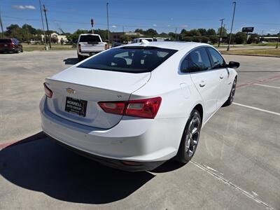 2024 Chevrolet Malibu LT   - Photo 4 - Paris, TX 75460