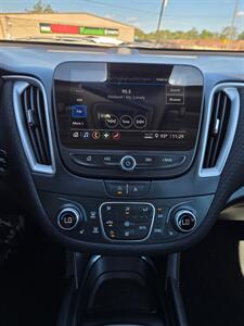 2024 Chevrolet Malibu LT   - Photo 10 - Paris, TX 75460