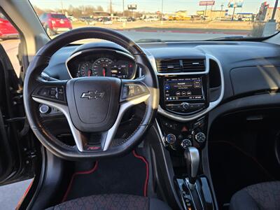 2020 Chevrolet Sonic LT   - Photo 9 - Paris, TX 75460