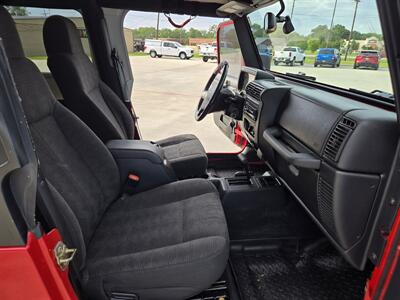 2004 Jeep Wrangler Unlimited   - Photo 12 - Paris, TX 75460