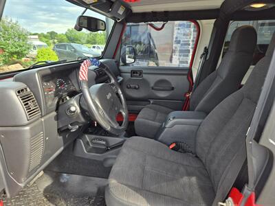2004 Jeep Wrangler Unlimited   - Photo 11 - Paris, TX 75460