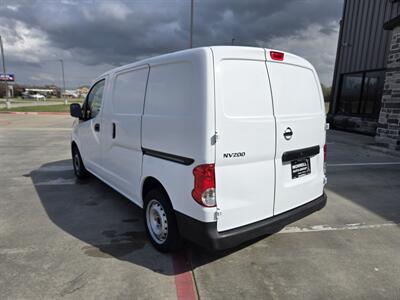 2017 Nissan NV200 S   - Photo 3 - Paris, TX 75460