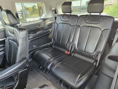 2023 Jeep Grand Cherokee L Limited   - Photo 15 - Paris, TX 75460