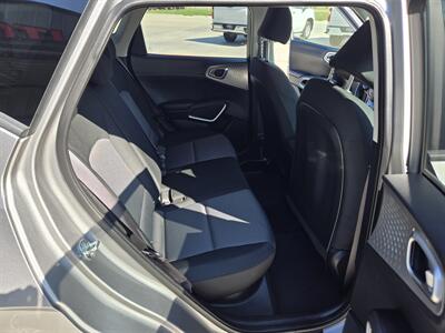 2023 Kia Soul LX   - Photo 14 - Paris, TX 75460