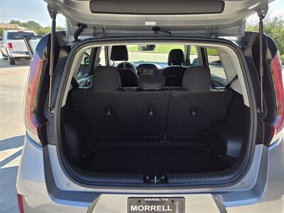 2023 Kia Soul LX   - Photo 15 - Paris, TX 75460