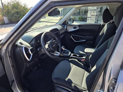 2023 Kia Soul LX   - Photo 11 - Paris, TX 75460