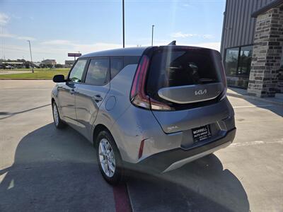 2023 Kia Soul LX   - Photo 3 - Paris, TX 75460