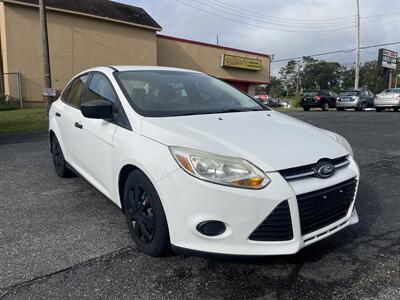 2012 Ford Focus S Sedan