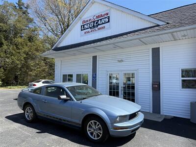 2005 Ford Mustang V6 Premium Coupe
