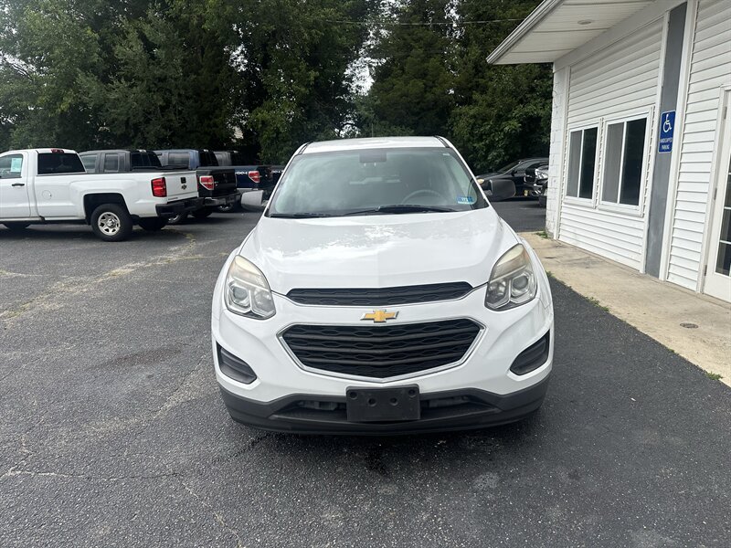 2016 Chevrolet Equinox LS  