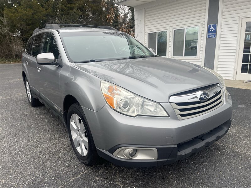 2011 Subaru Outback 2.5i Premium  