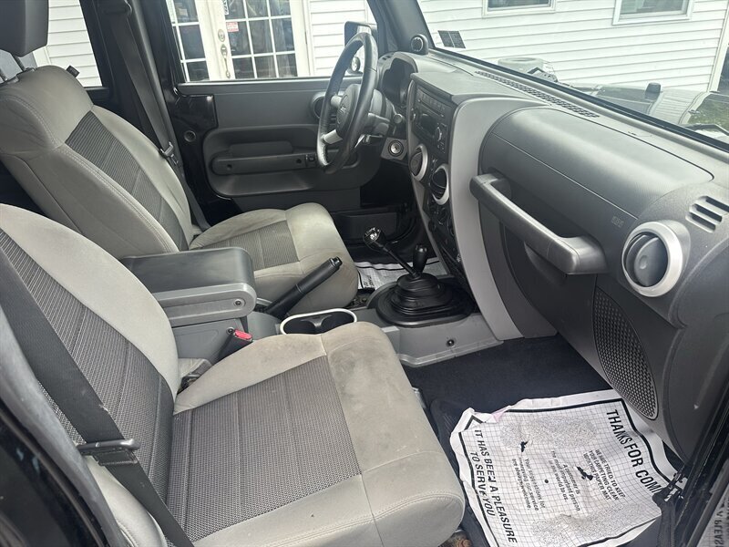 2010 Jeep Wrangler Sahara - Photo 12 - Bridgeton, NJ 08302
