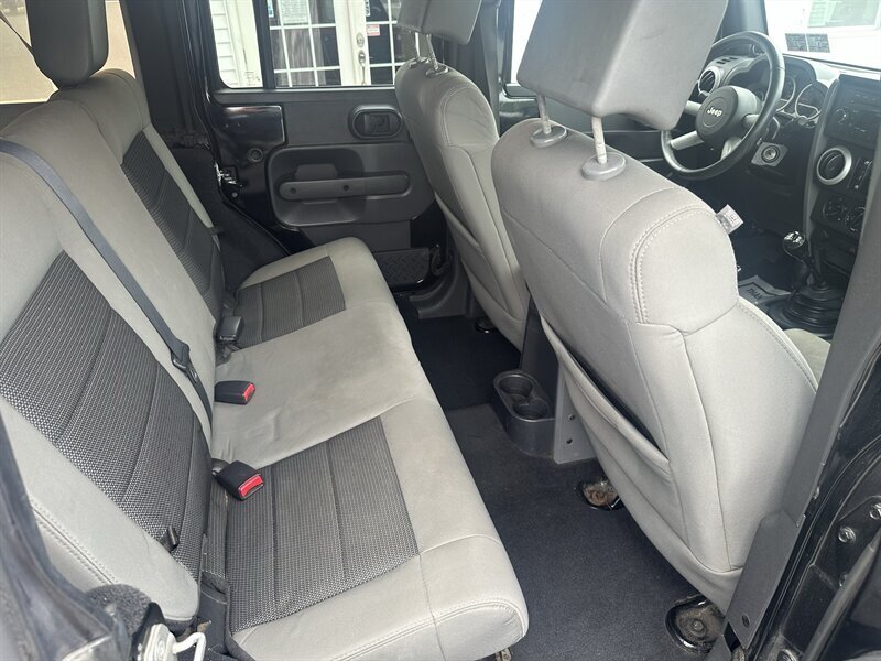 2010 Jeep Wrangler Sahara - Photo 13 - Bridgeton, NJ 08302