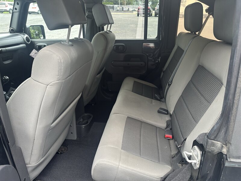 2010 Jeep Wrangler Sahara - Photo 6 - Bridgeton, NJ 08302