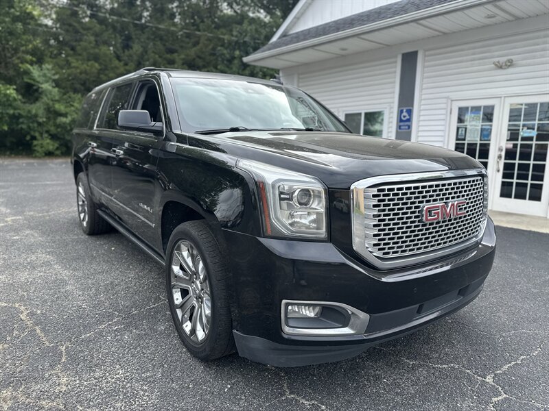 2016 GMC Yukon Denali  