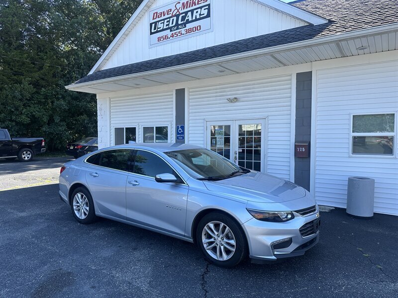2017 Chevrolet Malibu LT  