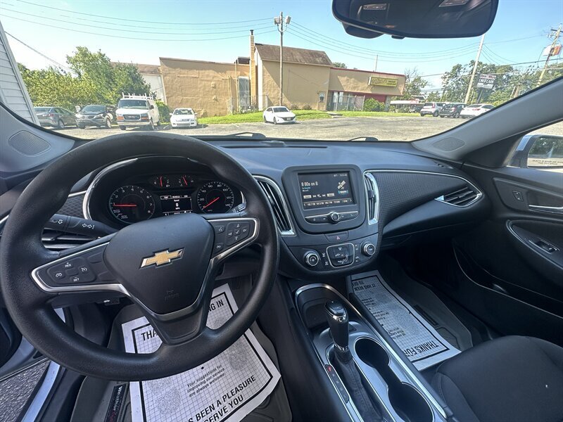 2017 Chevrolet Malibu LT - Photo 27 - Bridgeton, NJ 08302