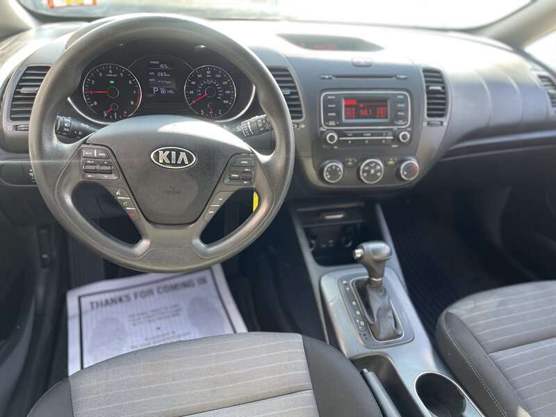 2016 Kia Forte LX photo 15