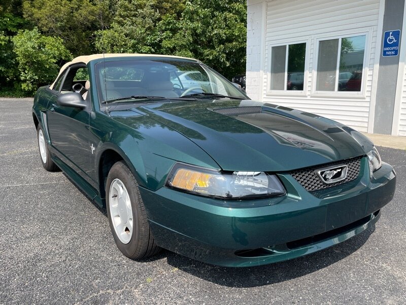 2001 Ford Mustang  
