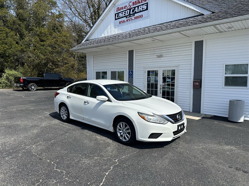2016 Nissan Altima 2.5 S  