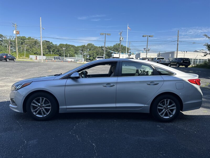 2016 Hyundai SONATA - Photo 5 - Bridgeton, NJ 08302