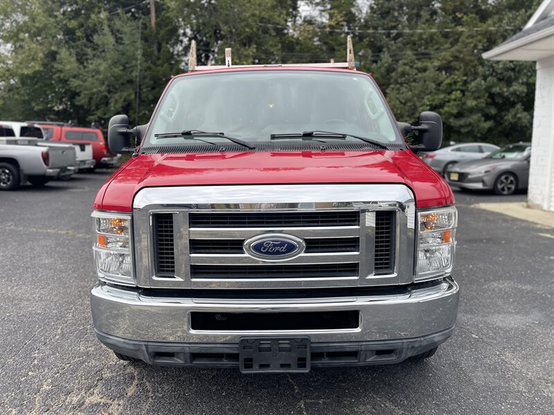 2012 Ford E-150 photo 3