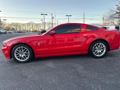 2014 Ford Mustang V6 Premium   - Photo 5 - Bridgeton, NJ 08302