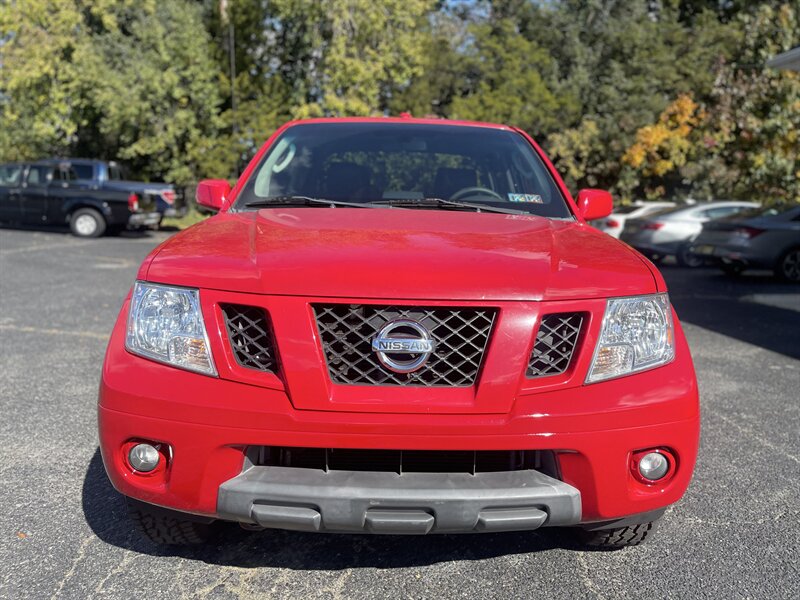 2010 Nissan Frontier PRO-4X photo 2