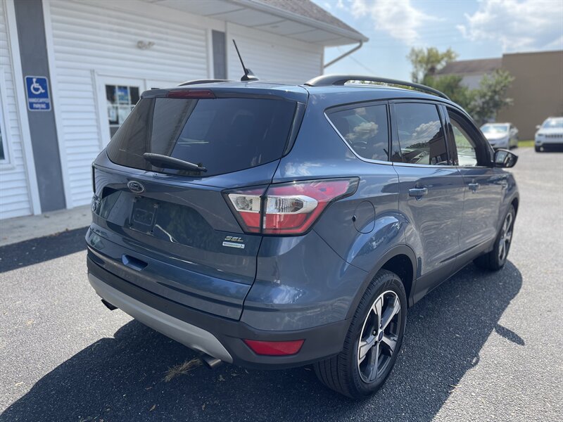 2018 Ford Escape SEL photo 7