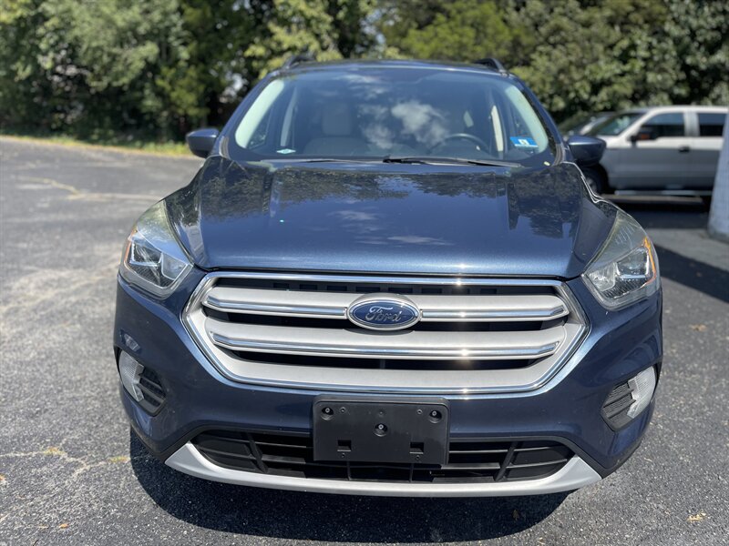 2018 Ford Escape SEL photo 2
