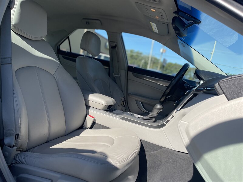 2012 Cadillac CTS Base photo 13