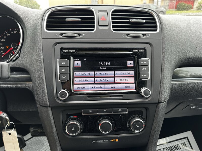 2011 Volkswagen GTI Base PZEV - Photo 16 - Bridgeton, NJ 08302