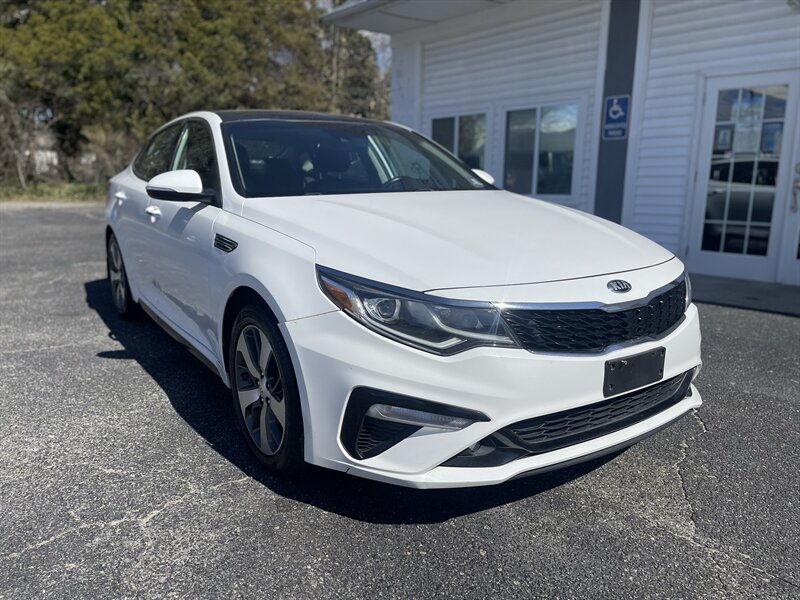2019 Kia Optima S  