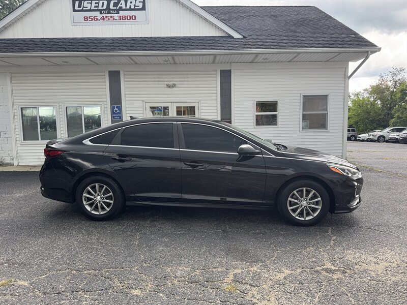 2018 Hyundai SONATA SE  