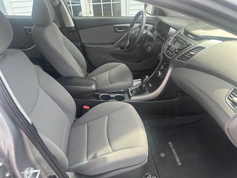 2014 Hyundai Elantra SE - Photo 12