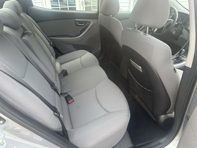 2014 Hyundai Elantra SE - Photo 13