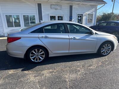 2012 Hyundai SONATA SE   - Photo 9 - Bridgeton, NJ 08302