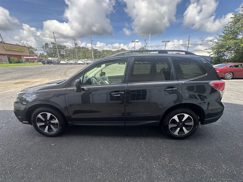 2017 Subaru Forester 2.5i Premium - Photo 7 - Bridgeton, NJ 08302