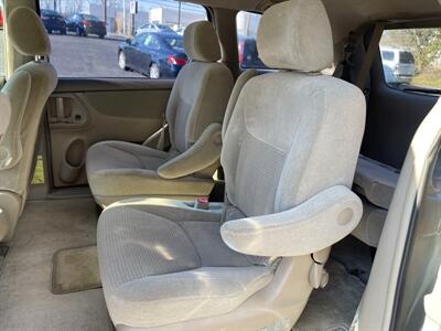 2006 Toyota Sienna CE 7 Passenger   - Photo 12 - Bridgeton, NJ 08302