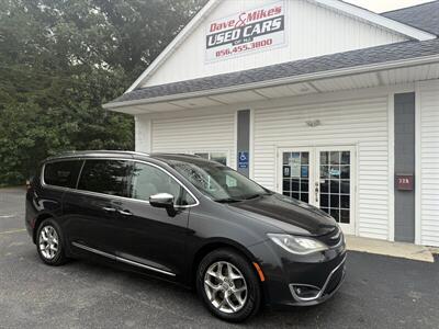 2017 Chrysler Pacifica Limited Van