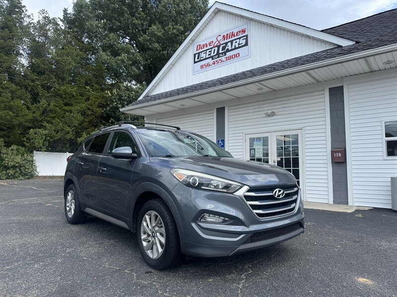 2017 Hyundai TUCSON SE  