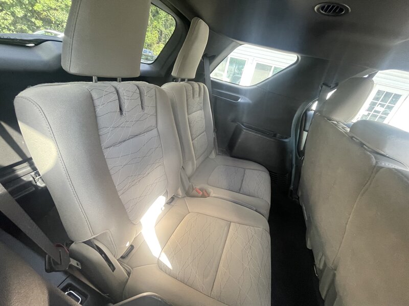 2012 Ford Explorer Base photo 14