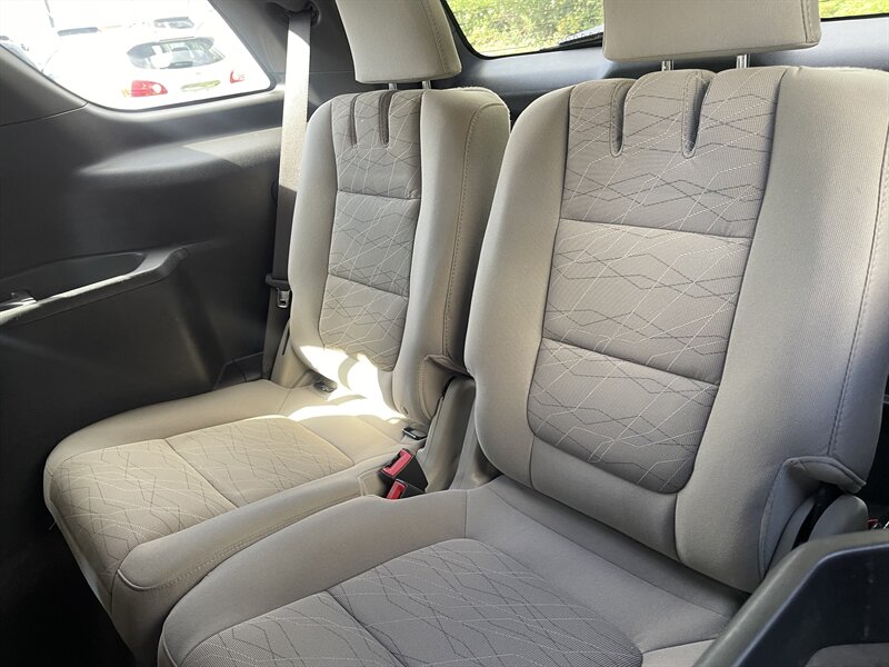 2012 Ford Explorer Base photo 12