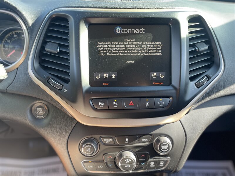 2014 Jeep Cherokee Limited photo 13
