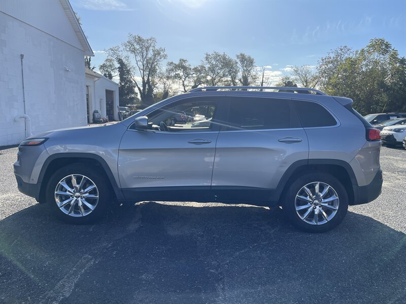 2014 Jeep Cherokee Limited photo 3