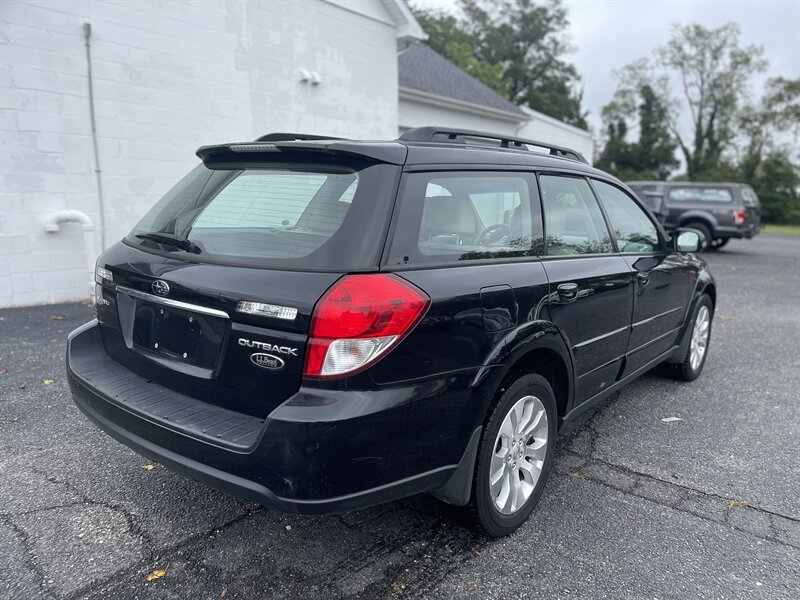 2008 Subaru Outback 3.0 R photo 7